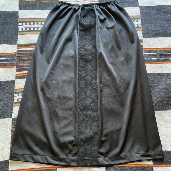 Vintage Vincent Black Lace Slip Skirt. Whimsygoth. Boho Goth. Size Medium. - Picture 1 of 10
